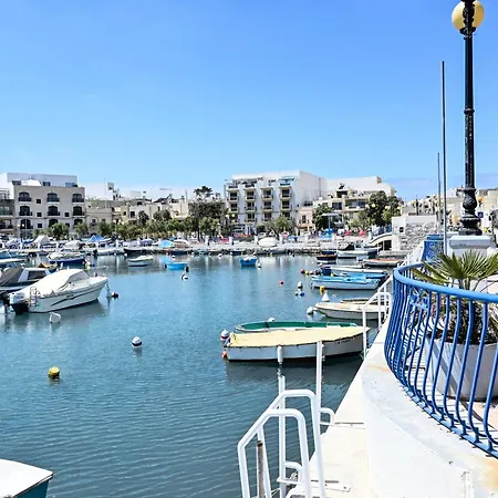 A Cosy Nest Overlooking The Sea - Happy Lägenhet Birżebbuġa